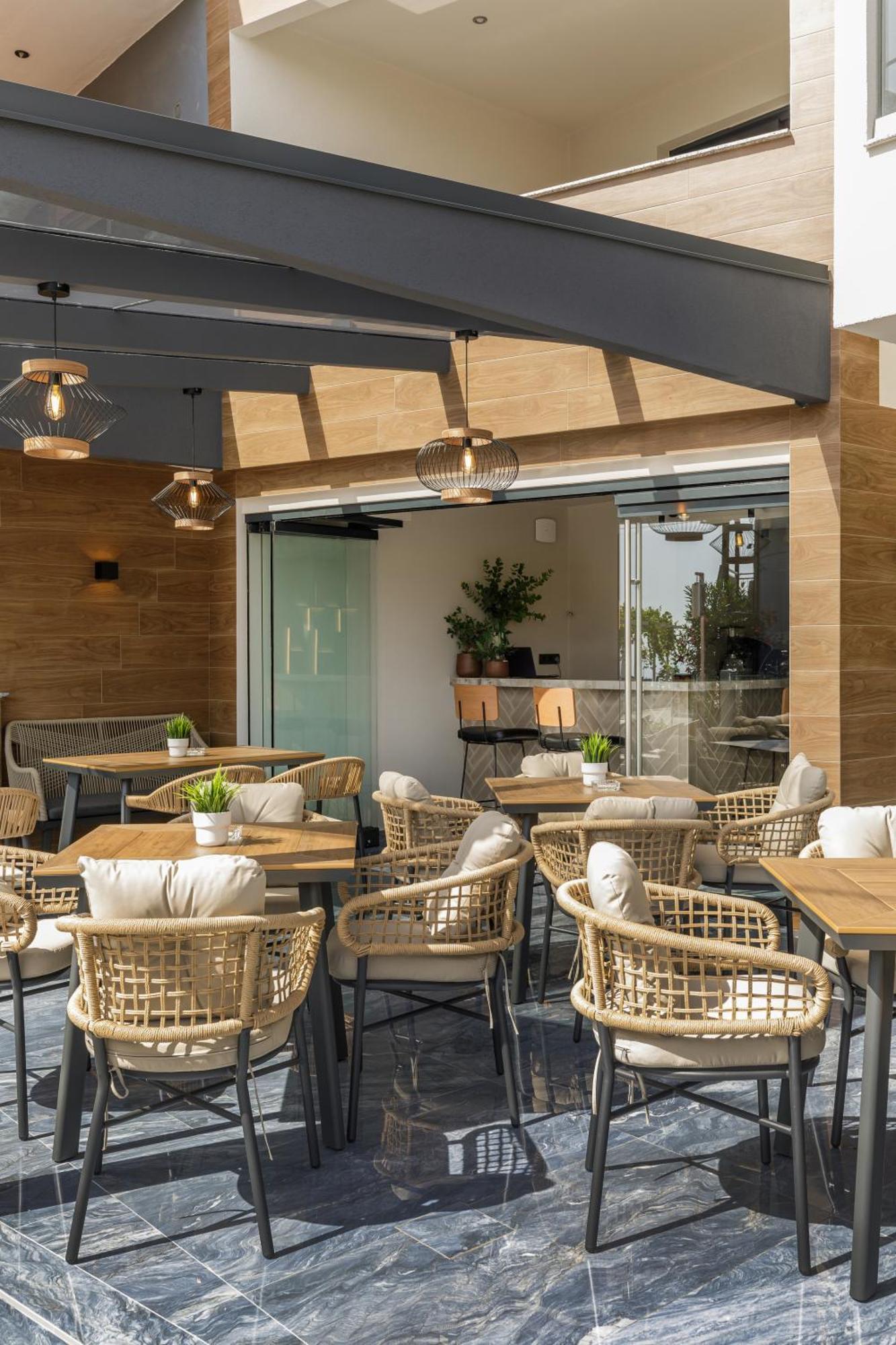 Costa De Luxe Suites Λεπτοκαρυά Εξωτερικό φωτογραφία
