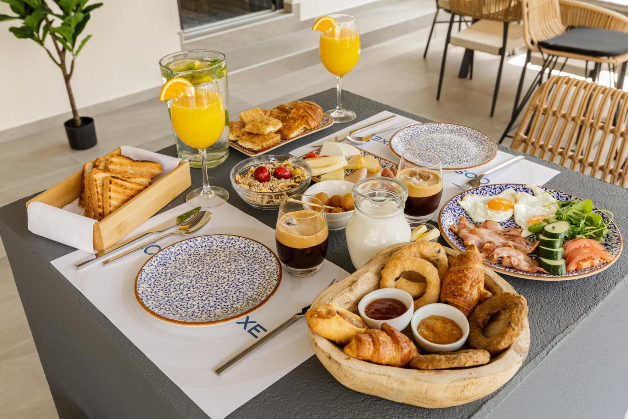 Costa De Luxe Suites Λεπτοκαρυά Εξωτερικό φωτογραφία